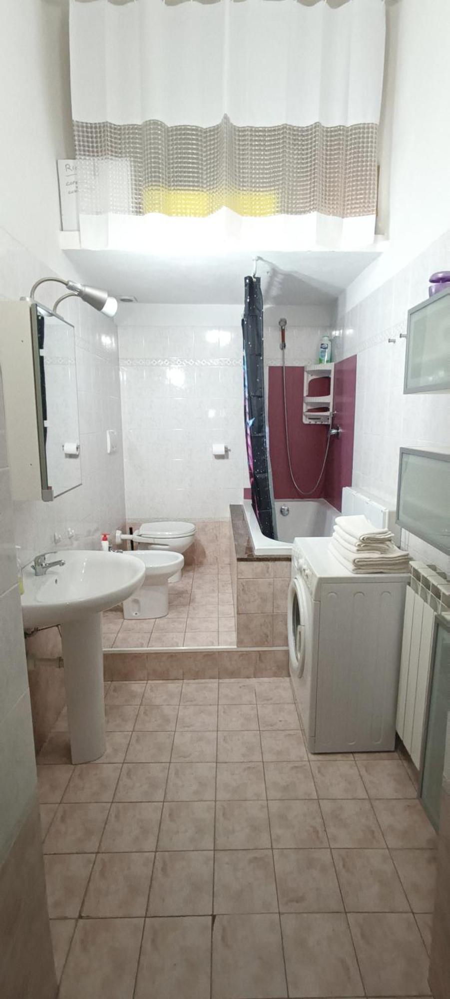 Casa Vacanze Completa Di Tutto E Anche Di Piu Ливорно Экстерьер фото