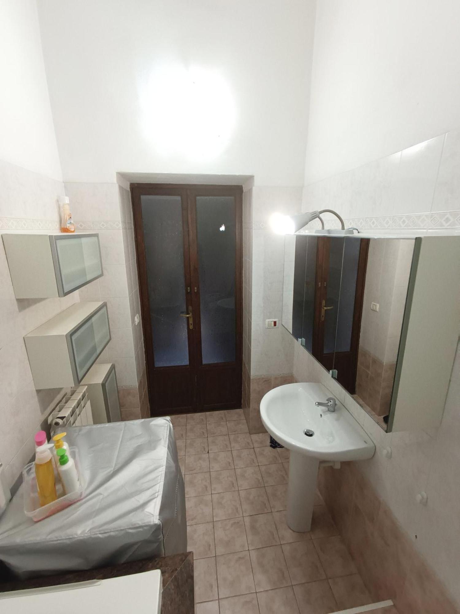 Casa Vacanze Completa Di Tutto E Anche Di Piu Ливорно Экстерьер фото