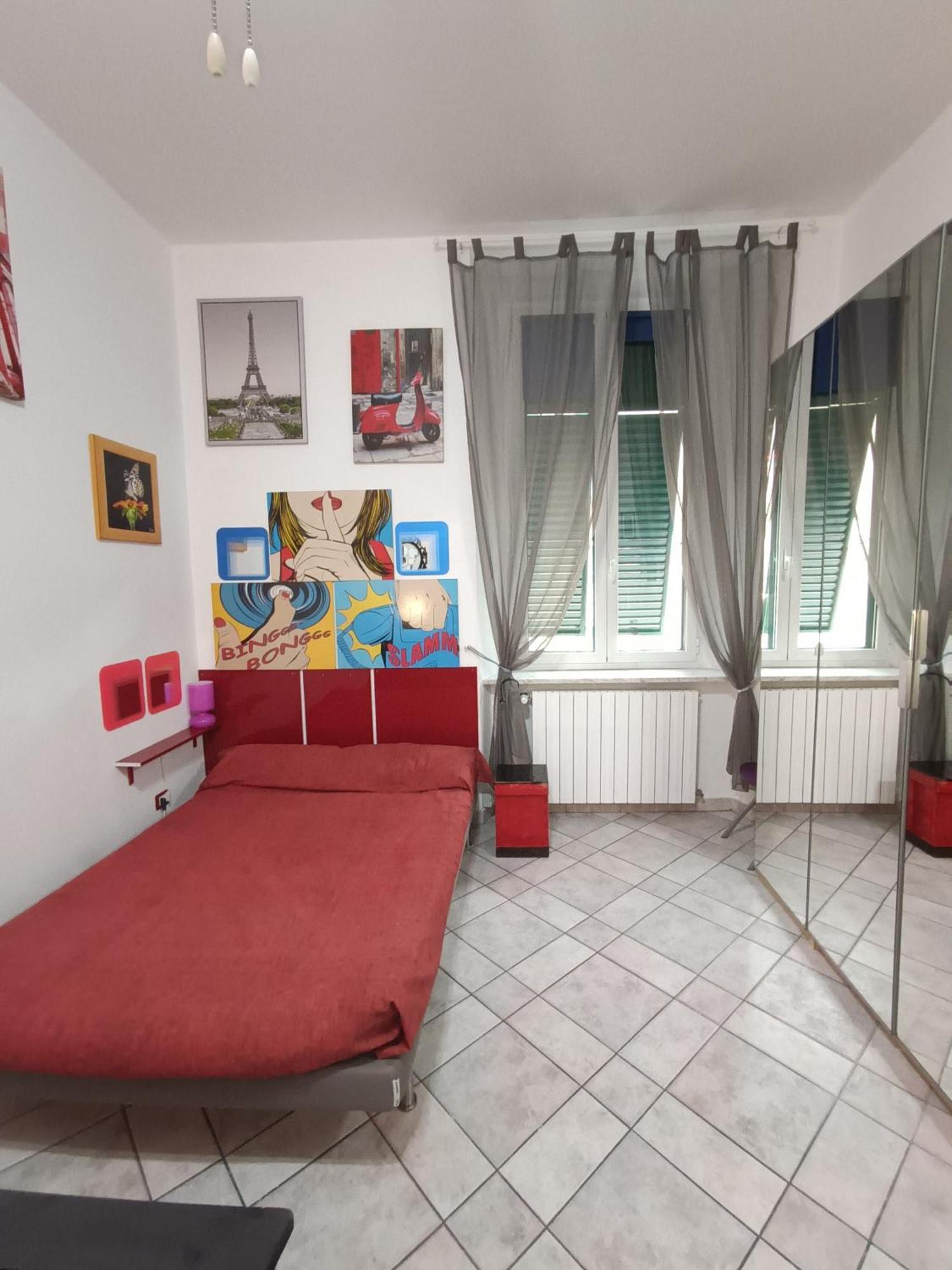 Casa Vacanze Completa Di Tutto E Anche Di Piu Ливорно Экстерьер фото