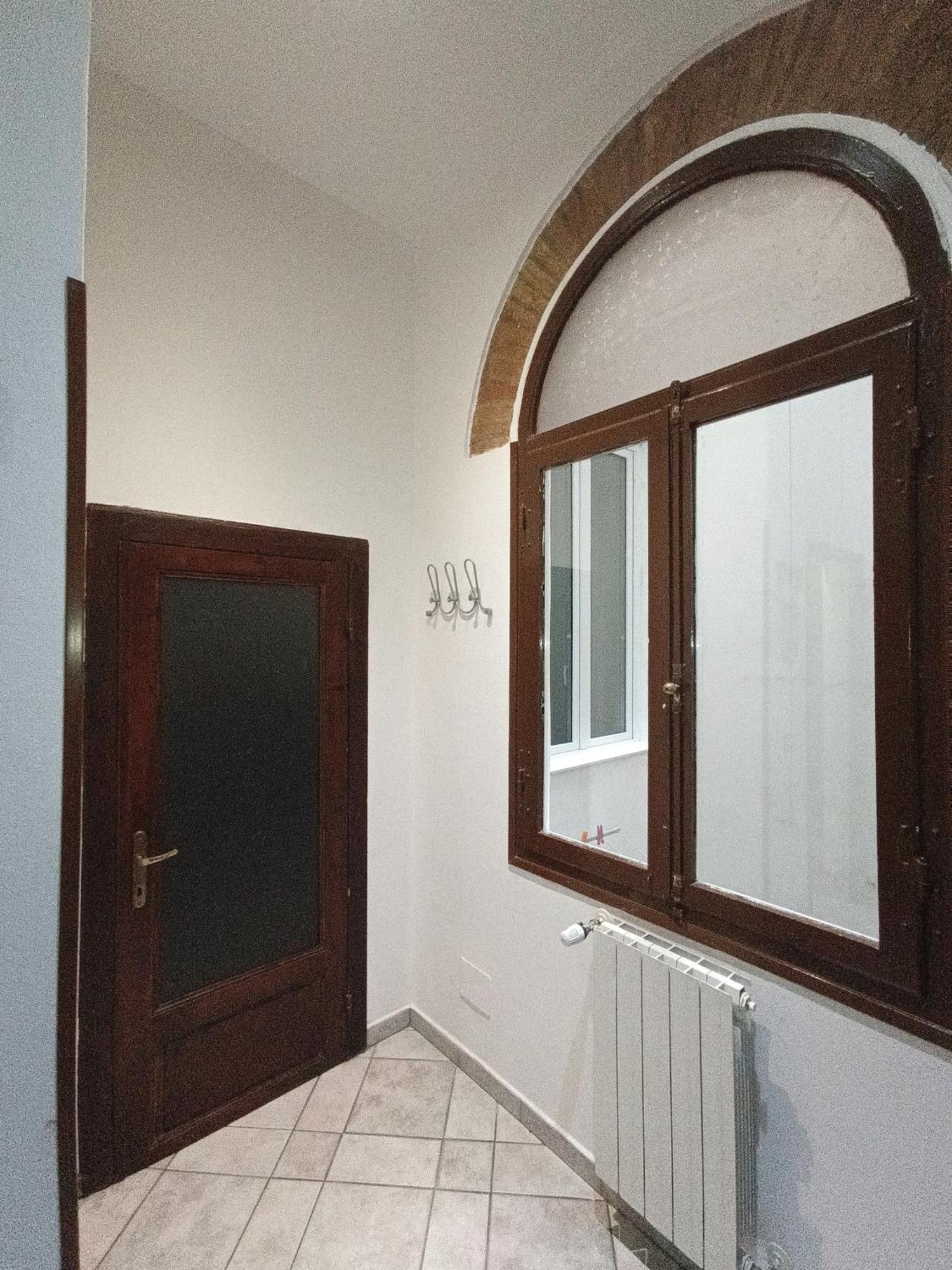 Casa Vacanze Completa Di Tutto E Anche Di Piu Ливорно Экстерьер фото